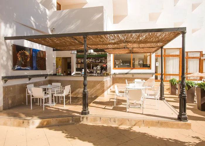 Hotel Tres Torres